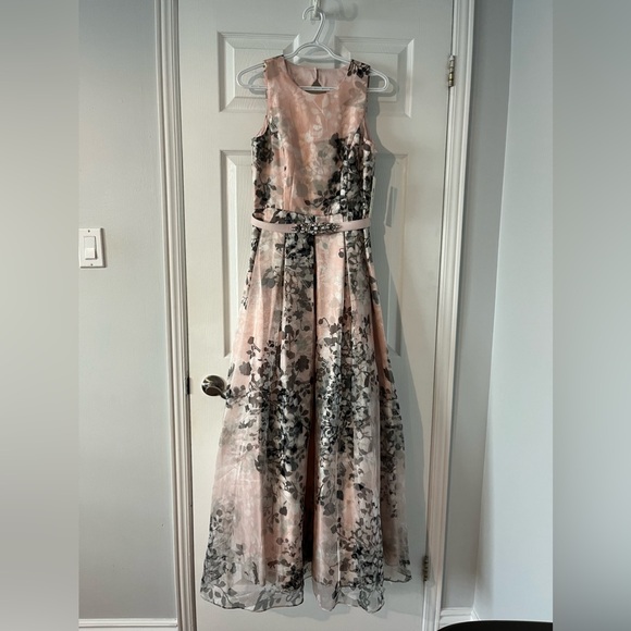 Eliza floral dress - Picture 1 of 2